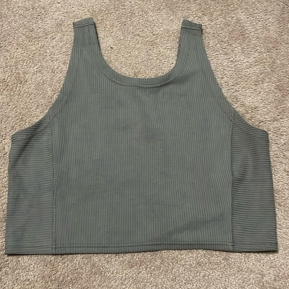 Lululemon Ribbed Softstreme Cropped Tank size 14